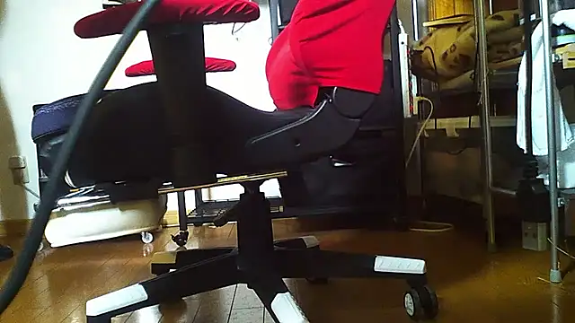 Snapshot of qoooqing67 chatting on December 7, 2024, 12:19 am qoooqing67 online show from December 7, 2024, 12:19 am