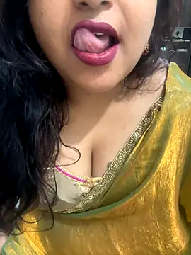 Snapshot of Ashwini_Gowda_91 chatting on October 11, 2025, 5:44 pm Ashwini Gowda 91 online show from October 11, 2025, 5:44 pm