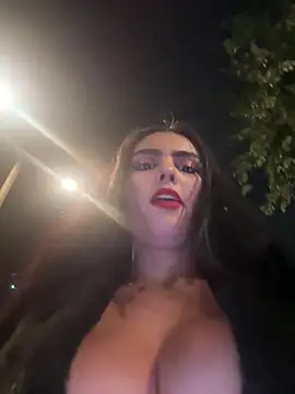 Snapshot of Maddy_Rouse_ chatting on December 24, 2024, 12:55 am Maddy Rouse  online show from December 24, 2024, 12:55 am