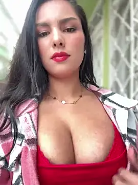 Snapshot of Maddy_Rouse_ chatting on January 24, 2025, 9:05 pm Maddy Rouse  online show from January 24, 2025, 9:05 pm