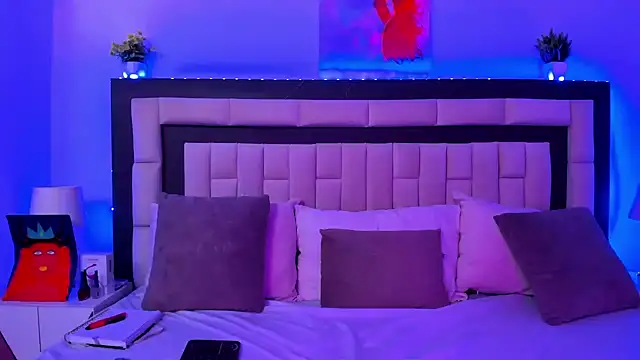 Snapshot of azumi_cutiepie_ chatting on February 7, 2025, 6:02 pm azumi cutiepie online show from February 7, 2025, 6:02 pm