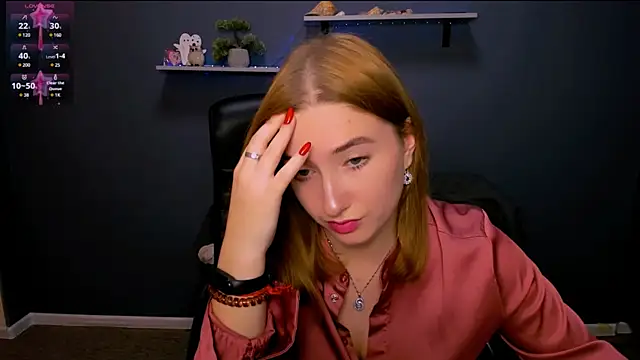 daisy candy online show from December 9, 2024, 7:18 pm