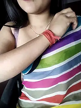 Snapshot of karishma chatting on February 9, 2025, 6:37 pm karishma online show from February 9, 2025, 6:37 pm