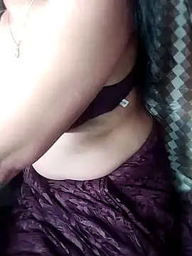 Snapshot of karishma chatting on March 16, 2025, 4:01 pm karishma online show from March 16, 2025, 4:01 pm