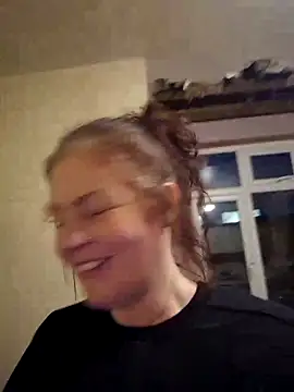 Snapshot of 420Curvybabe chatting on February 24, 2025, 6:04 pm 420Curvybabe online show from February 24, 2025, 6:04 pm