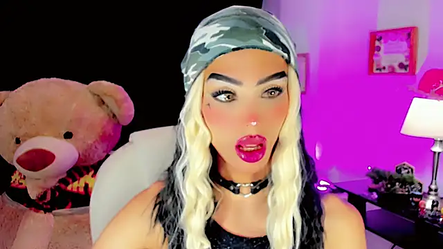 Snapshot of dollswit01 chatting on January 25, 2025, 3:09 am dollswit01 online show from January 25, 2025, 3:09 am