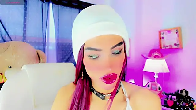 Snapshot of dollswit01 chatting on February 9, 2025, 7:30 pm dollswit01 online show from February 9, 2025, 7:30 pm