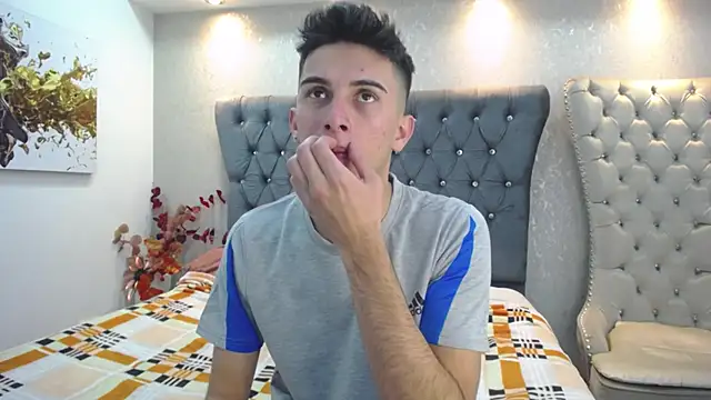 Snapshot of MrWilliseo chatting on January 7, 2025, 10:30 pm MrWilliseo online show from January 7, 2025, 10:30 pm