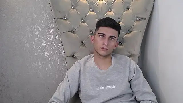 Snapshot of MrWilliseo chatting on January 24, 2025, 9:15 pm MrWilliseo online show from January 24, 2025, 9:15 pm