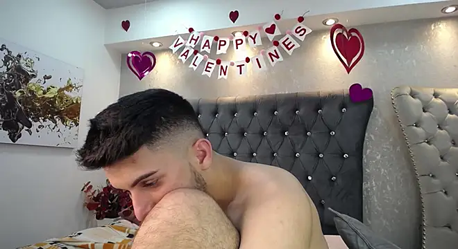 Snapshot of MrWilliseo chatting on February 7, 2025, 11:34 pm MrWilliseo online show from February 7, 2025, 11:34 pm