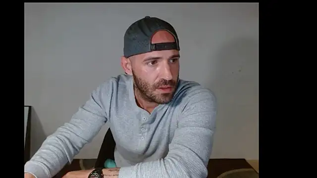 Snapshot of TheNakedPreacher chatting on March 6, 2025, 1:35 pm TheNakedPreacher online show from March 6, 2025, 1:35 pm