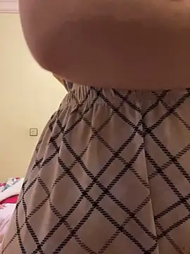 Snapshot of Golin-24 chatting on November 7, 2025, 3:34 pm Golin-24 online show from November 7, 2025, 3:34 pm