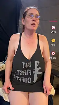 Snapshot of naughtywifenxtdoor chatting on November 14, 2025, 11:35 pm naughtywifenxtdoor online show from November 14, 2025, 11:35 pm