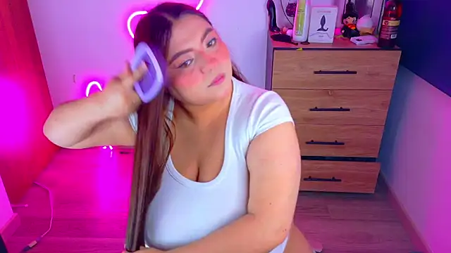 Snapshot of Rebeca_charme21 chatting on October 9, 2025, 8:01 am Rebeca charme21 online show from October 9, 2025, 8:01 am