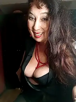 Snapshot of GypsyEsmeralda chatting on January 11, 2025, 8:21 pm GypsyEsmeralda online show from January 11, 2025, 8:21 pm