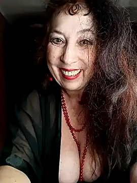Snapshot of GypsyEsmeralda chatting on January 16, 2025, 8:00 am GypsyEsmeralda online show from January 16, 2025, 8:00 am