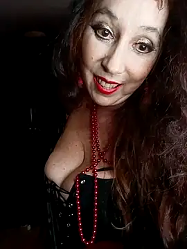 Snapshot of GypsyEsmeralda chatting on February 23, 2025, 1:53 pm GypsyEsmeralda online show from February 23, 2025, 1:53 pm