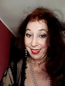 Snapshot of GypsyEsmeralda chatting on March 3, 2025, 11:22 am GypsyEsmeralda online show from March 3, 2025, 11:22 am