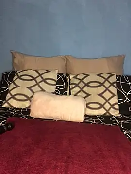 Snapshot of NunuBerry16 chatting on January 5, 2025, 6:45 pm NunuBerry16 online show from January 5, 2025, 6:45 pm