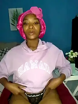 Snapshot of NunuBerry16 chatting on February 13, 2025, 10:00 pm NunuBerry16 online show from February 13, 2025, 10:00 pm