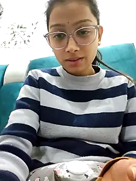 Snapshot of Aleena_Rai chatting on December 18, 2024, 7:30 pm Aleena Rai online show from December 18, 2024, 7:30 pm