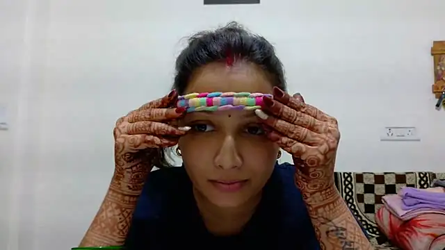 Snapshot of Aleena_Rai chatting on October 11, 2025, 7:01 pm Aleena Rai online show from October 11, 2025, 7:01 pm