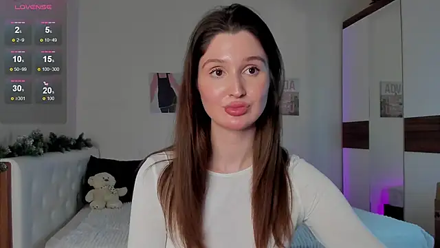 Snapshot of tender_babyy chatting on January 14, 2025, 5:45 pm tender babyy online show from January 14, 2025, 5:45 pm