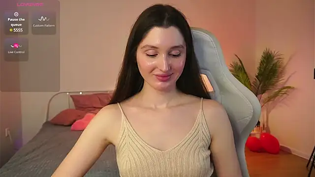 Snapshot of tender_babyy chatting on March 3, 2025, 2:37 pm tender babyy online show from March 3, 2025, 2:37 pm