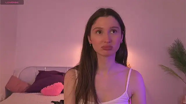 Snapshot of tender_babyy chatting on September 30, 2025, 12:43 pm tender babyy online show from September 30, 2025, 12:43 pm