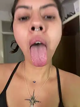 Snapshot of Argentiiniita chatting on December 20, 2024, 8:34 pm Argentiiniita online show from December 20, 2024, 8:34 pm