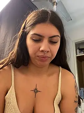 Snapshot of Argentiiniita chatting on October 10, 2025, 6:18 pm Argentiiniita online show from October 10, 2025, 6:18 pm