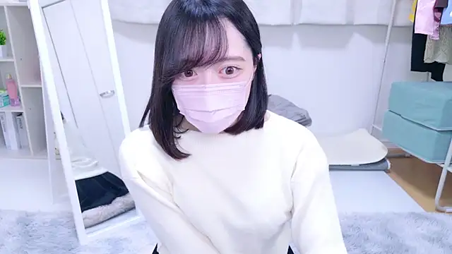 Snapshot of Yurie_ chatting on December 11, 2024, 3:02 am Yurie  online show from December 11, 2024, 3:02 am