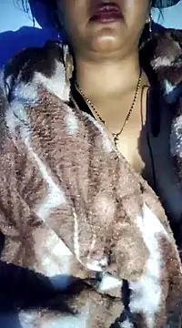 Snapshot of lovelyruhi chatting on December 27, 2024, 7:35 pm lovelyruhi online show from December 27, 2024, 7:35 pm