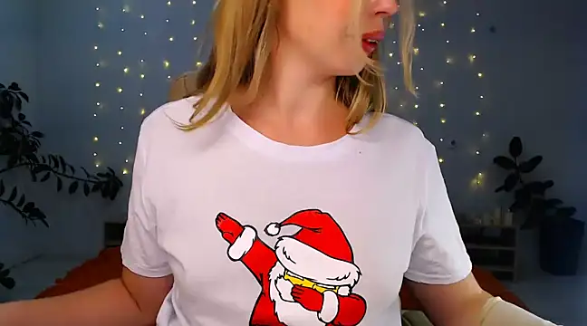 Snapshot of NaughtyNylonFeet chatting on December 25, 2024, 2:46 am NaughtyNylonFeet online show from December 25, 2024, 2:46 am