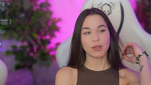 Snapshot of Julia__Star_ chatting on February 15, 2025, 3:28 pm Julia  Star  online show from February 15, 2025, 3:28 pm