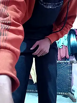 Snapshot of Piyush_2024 chatting on January 7, 2025, 6:27 am Piyush 2024 online show from January 7, 2025, 6:27 am