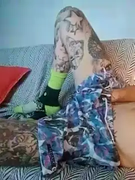 Snapshot of rolesexy chatting on October 12, 2025, 1:37 am rolesexy online show from October 12, 2025, 1:37 am