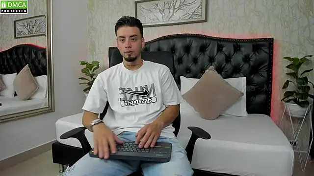 MattDevon online show from January 18, 2025, 4:53 pm