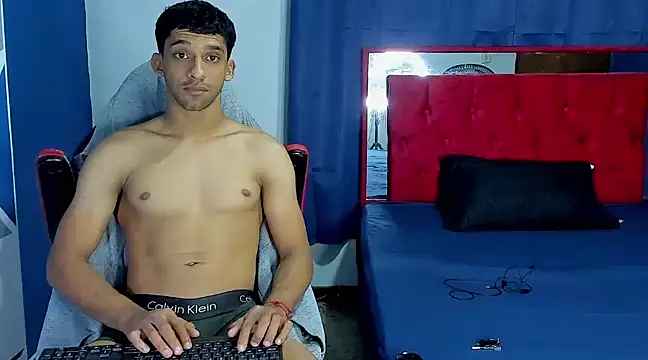 Snapshot of mike_shelby21 chatting on December 28, 2024, 5:12 am mike shelby21 online show from December 28, 2024, 5:12 am