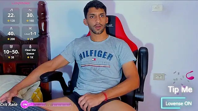 Snapshot of mike_shelby21 chatting on October 29, 2025, 2:14 am mike shelby21 online show from October 29, 2025, 2:14 am