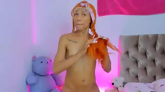 Snapshot of StassieBell chatting on February 18, 2025, 8:27 am StassieBell online show from February 18, 2025, 8:27 am