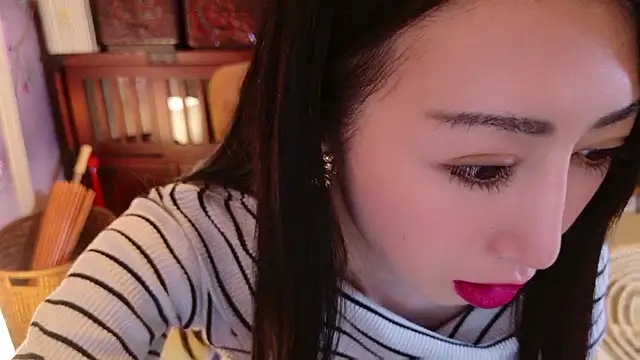 Snapshot of aya__me chatting on December 7, 2024, 6:43 am aya  me online show from December 7, 2024, 6:43 am