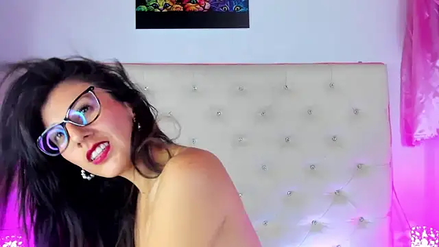 Snapshot of _jade_white_ chatting on February 10, 2025, 6:35 pm jade white online show from February 10, 2025, 6:35 pm