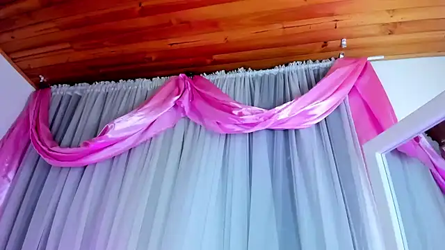 Snapshot of _jade_white_ chatting on February 14, 2025, 4:09 pm jade white online show from February 14, 2025, 4:09 pm