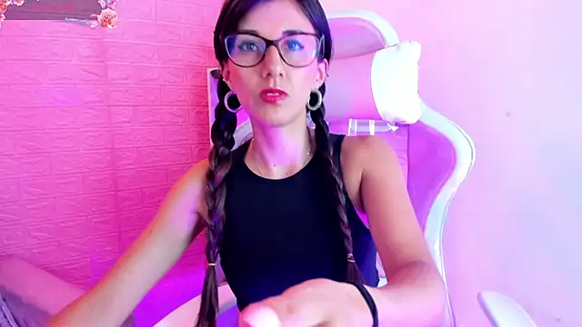 Snapshot of _jade_white_ chatting on March 22, 2025, 12:35 pm jade white online show from March 22, 2025, 12:35 pm