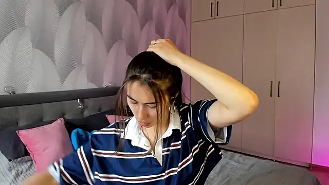 Snapshot of Bambiii_bby chatting on September 9, 2025, 8:14 am Bambiii bby online show from September 9, 2025, 8:14 am