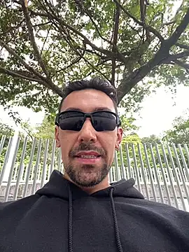 Snapshot of dantedesirexx chatting on September 27, 2025, 6:02 pm dantedesirexx online show from September 27, 2025, 6:02 pm