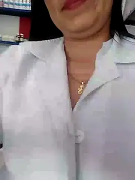 Snapshot of Megan_jennerr chatting on February 2, 2025, 5:26 pm Megan jennerr online show from February 2, 2025, 5:26 pm