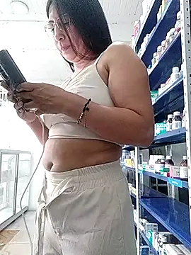 Snapshot of Megan_jennerr chatting on February 26, 2025, 8:00 pm Megan jennerr online show from February 26, 2025, 8:00 pm