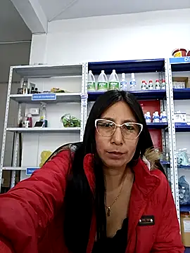 Snapshot of Megan_jennerr chatting on March 17, 2025, 5:38 pm Megan jennerr online show from March 17, 2025, 5:38 pm